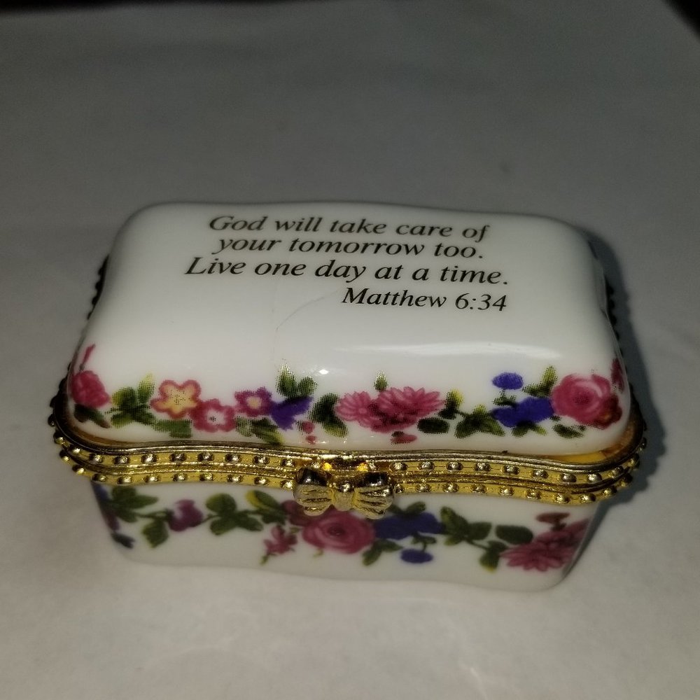 Vintage Rectangular Porcelain Floral Covered Box